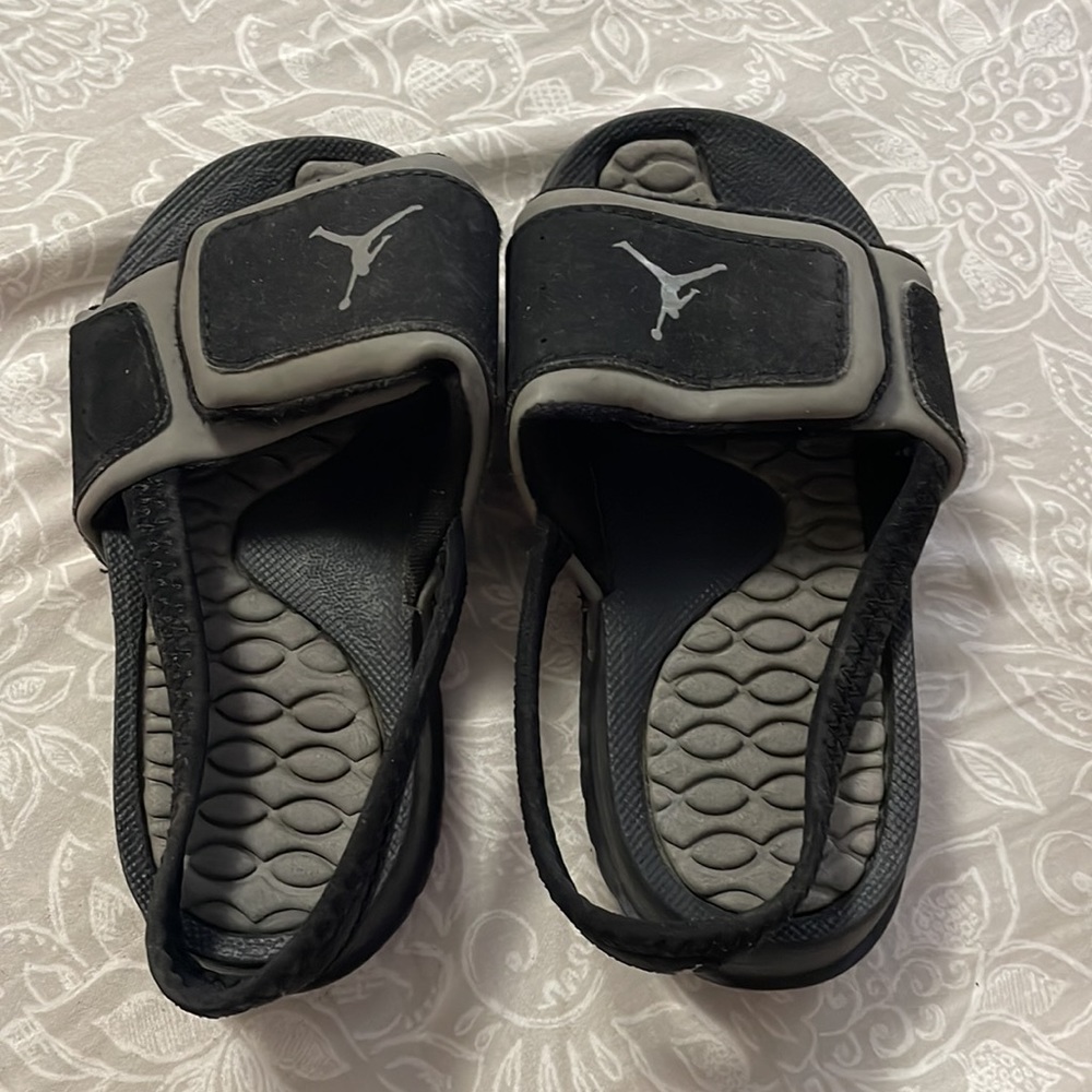 jordan flip flops